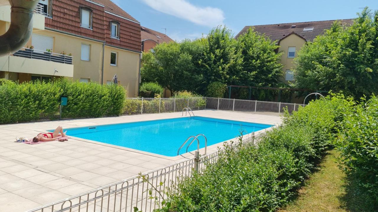Beaune Appartement Avec Parking Et Wifi Gratuit Dış mekan fotoğraf